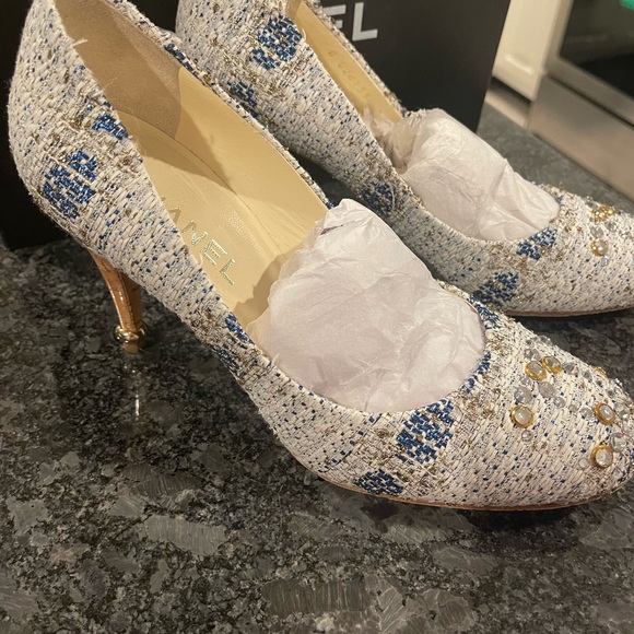 Chanel pumps - Picture 2 of 6